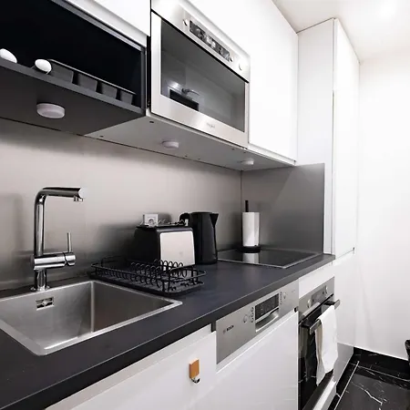 Typical Flat 4 Guests Neighborhood